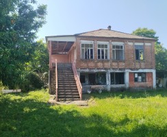Дом в пригороде Сухум, рядом с аэропортом